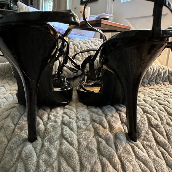 Report Signature strappy sandals. - Picture 3 of 5